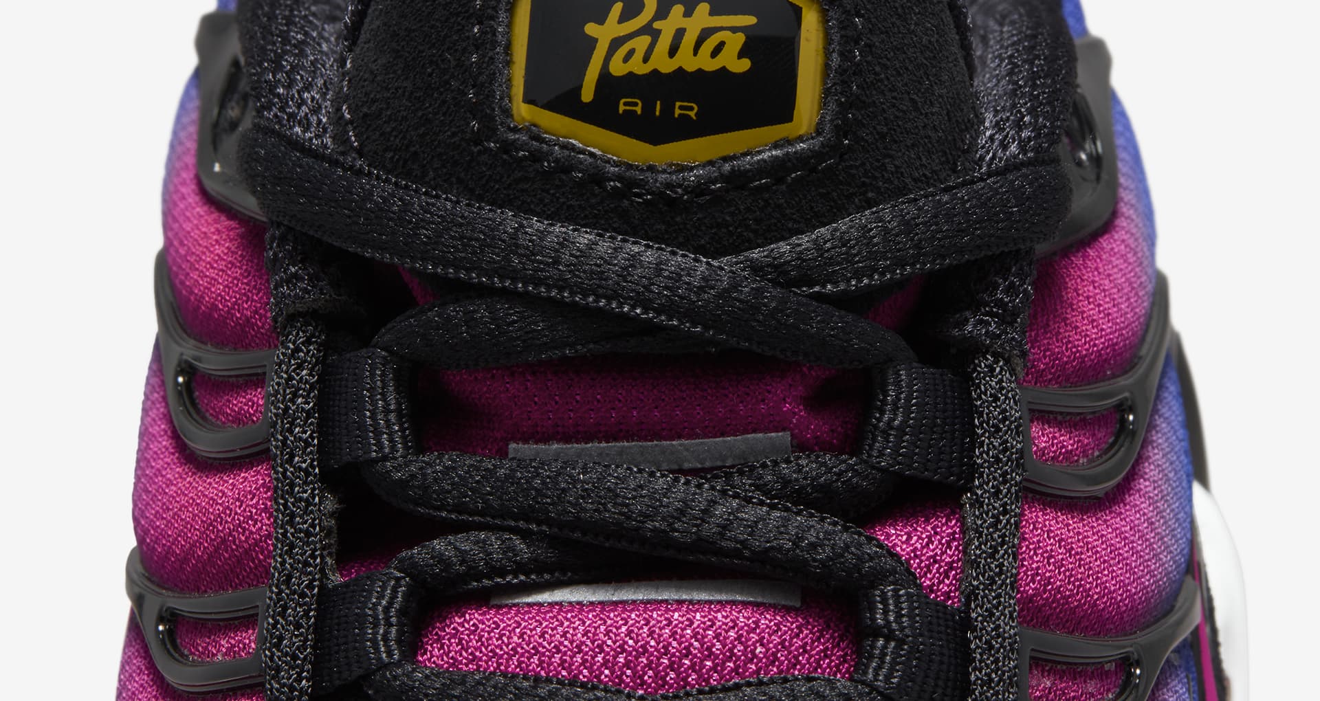 air-max-plus-x-f-c-barcelona-x-patta-culers-del-món-fn8260-001-release-date (1)