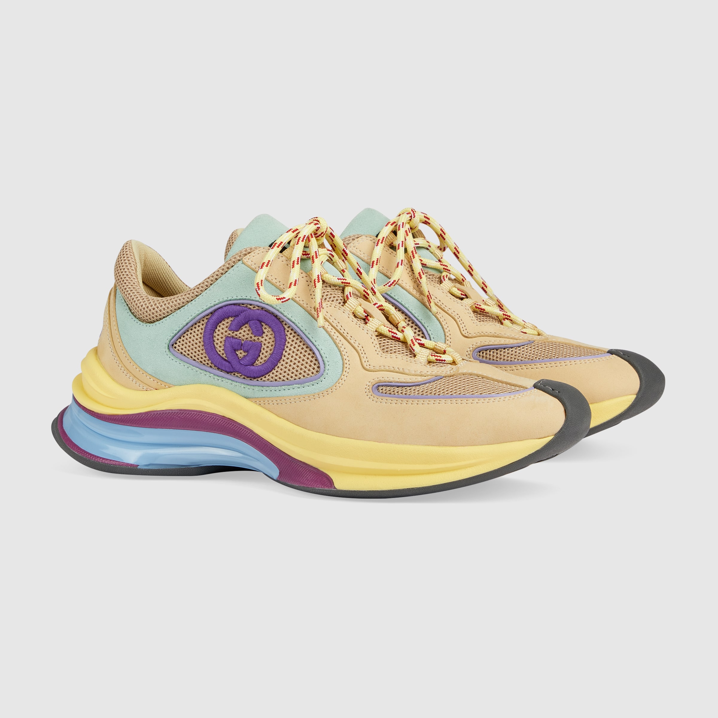 746939_AAB62_9342_002_100_0000_Light-Womens-Gucci-Run-trainer