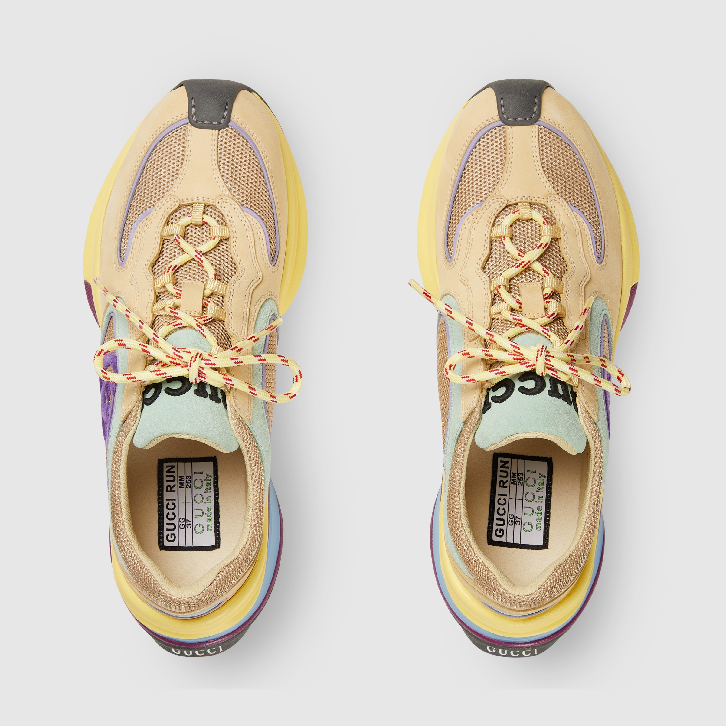 746939_AAB62_9342_012_100_0000_Light-Womens-Gucci-Run-trainer