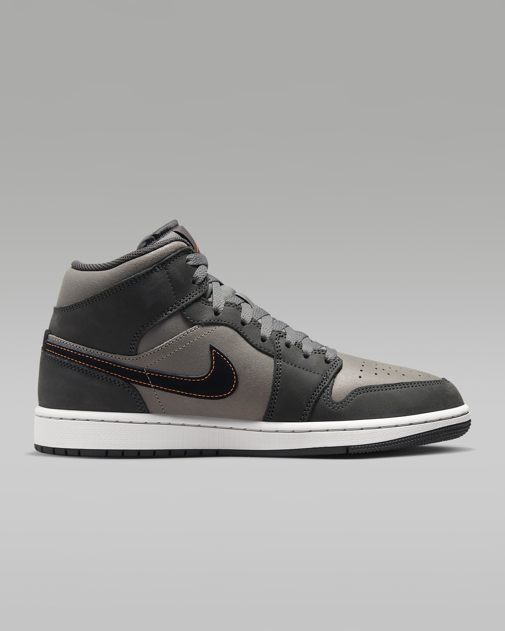 air-jordan-1-mid-se-shoes-0KTbxs2